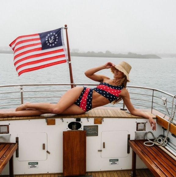 New Wyeth Lacey Raffia Crochet Scalloped Edge Natural Bucket Straw Hat NWT - Picture 2 of 15